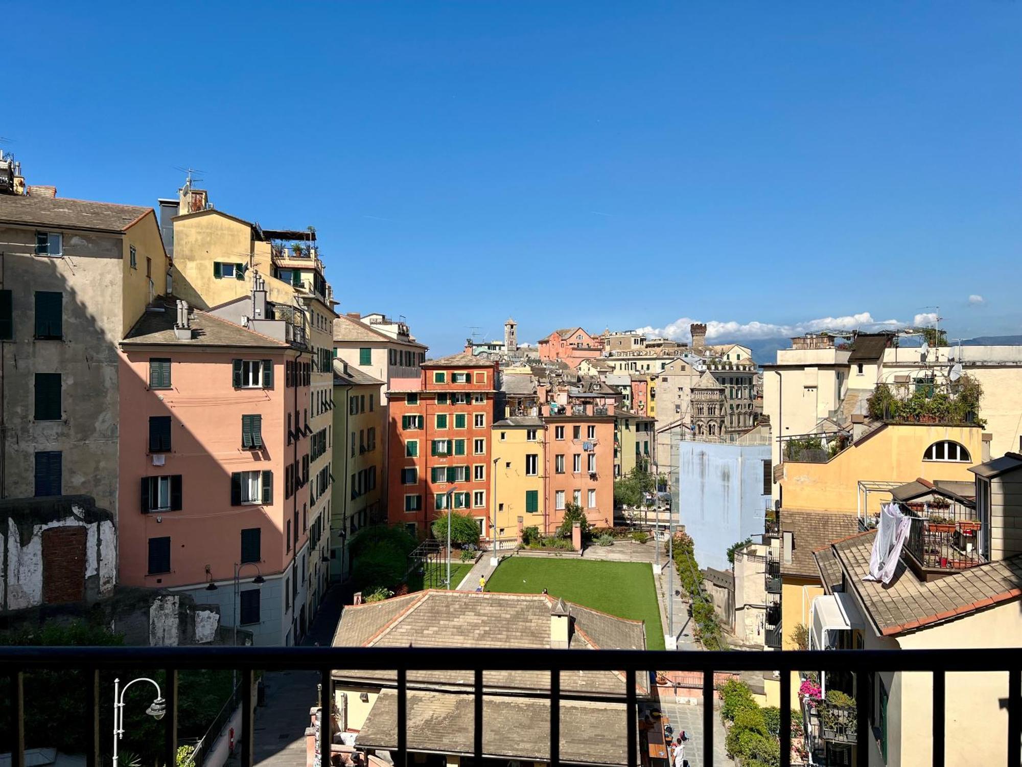 Lovingenoa Prione Apartment Exterior photo