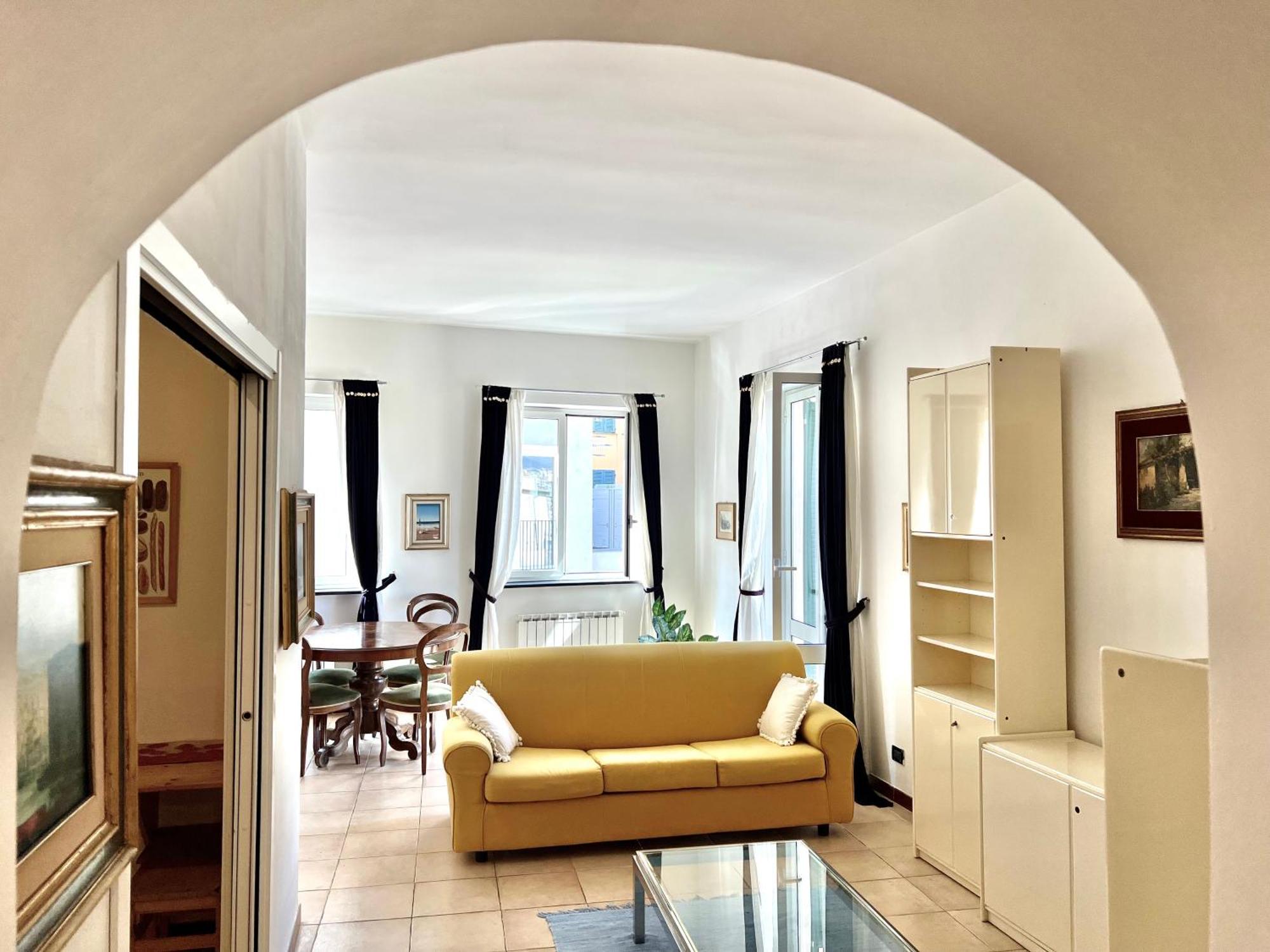 Lovingenoa Prione Apartment Exterior photo