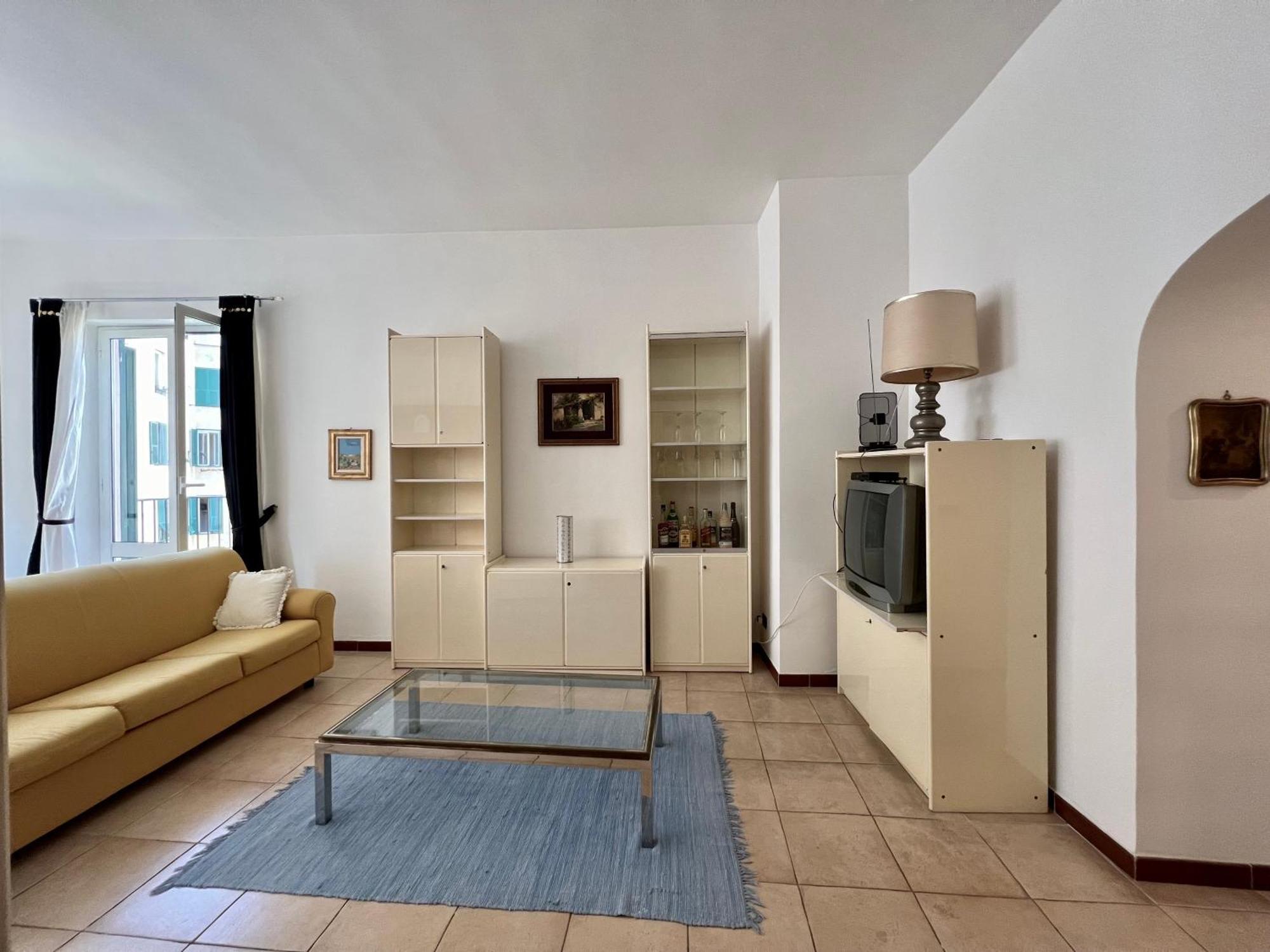 Lovingenoa Prione Apartment Exterior photo