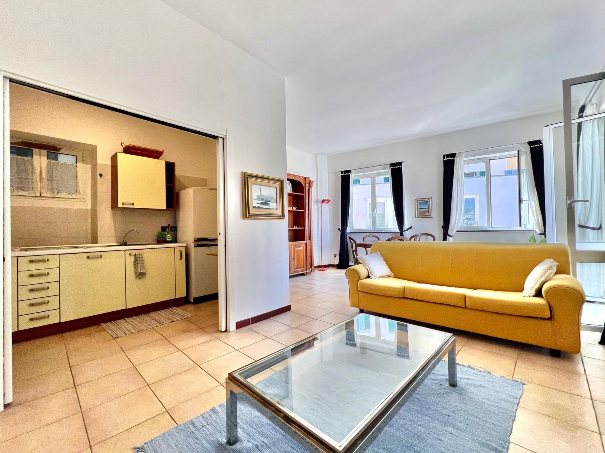 Lovingenoa Prione Apartment Exterior photo