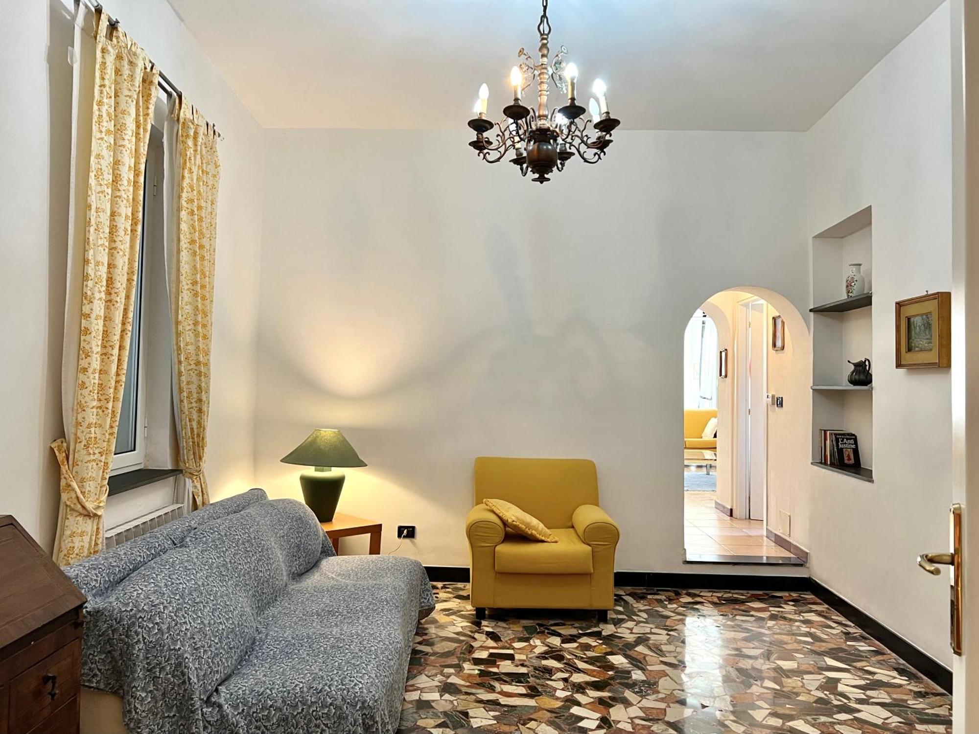 Lovingenoa Prione Apartment Exterior photo